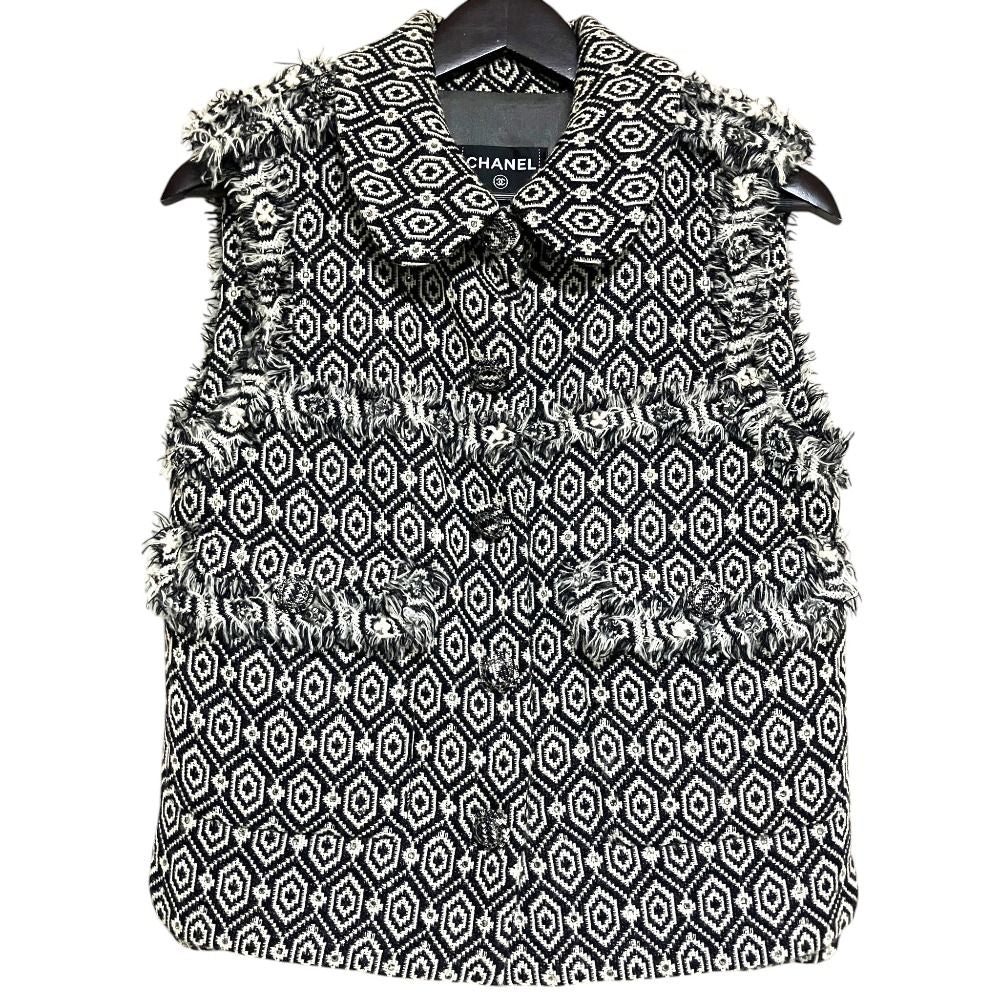 Chanel 08A Geometric Tweed Vest Gilet 34 Black White