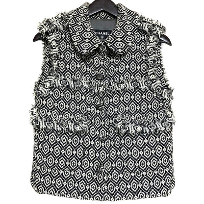 Chanel 08A Geometric Tweed Vest Gilet 34 Black White