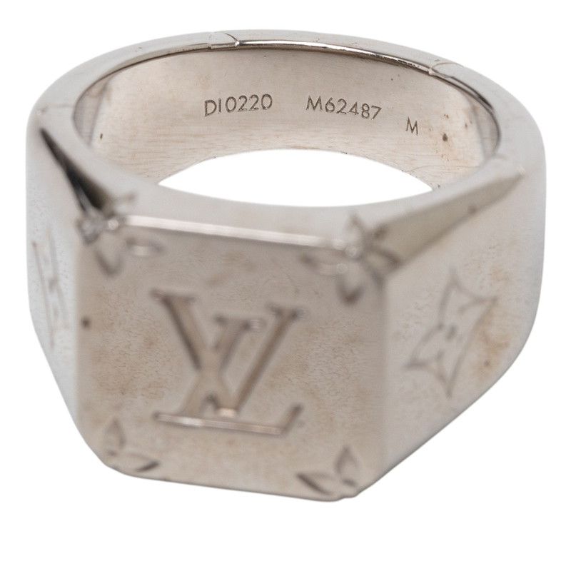 Louis Vuitton Monogram Signet Ring M Silver Metal — view 4