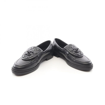 Chanel Loafers Quilted Turnlock Leather — view 3