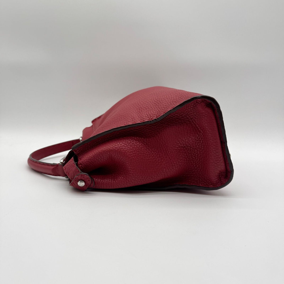 Fendi 2-Way Shoulder Bag Selleria Peekaboo Red Leather Turnlock — view 4