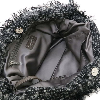 Chanel Chain Messenger Bag — view 2