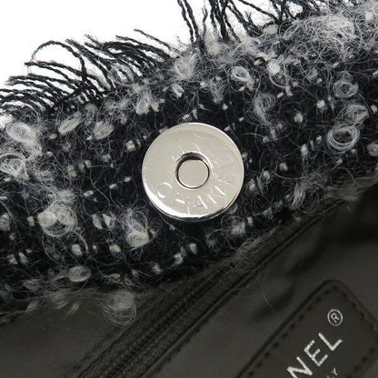 Chanel Chain Messenger Bag — view 7