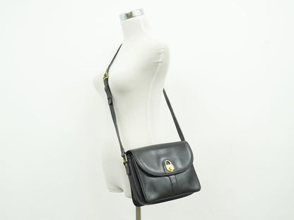 Celine Leather Shoulder Bag Pochette Black — view 6