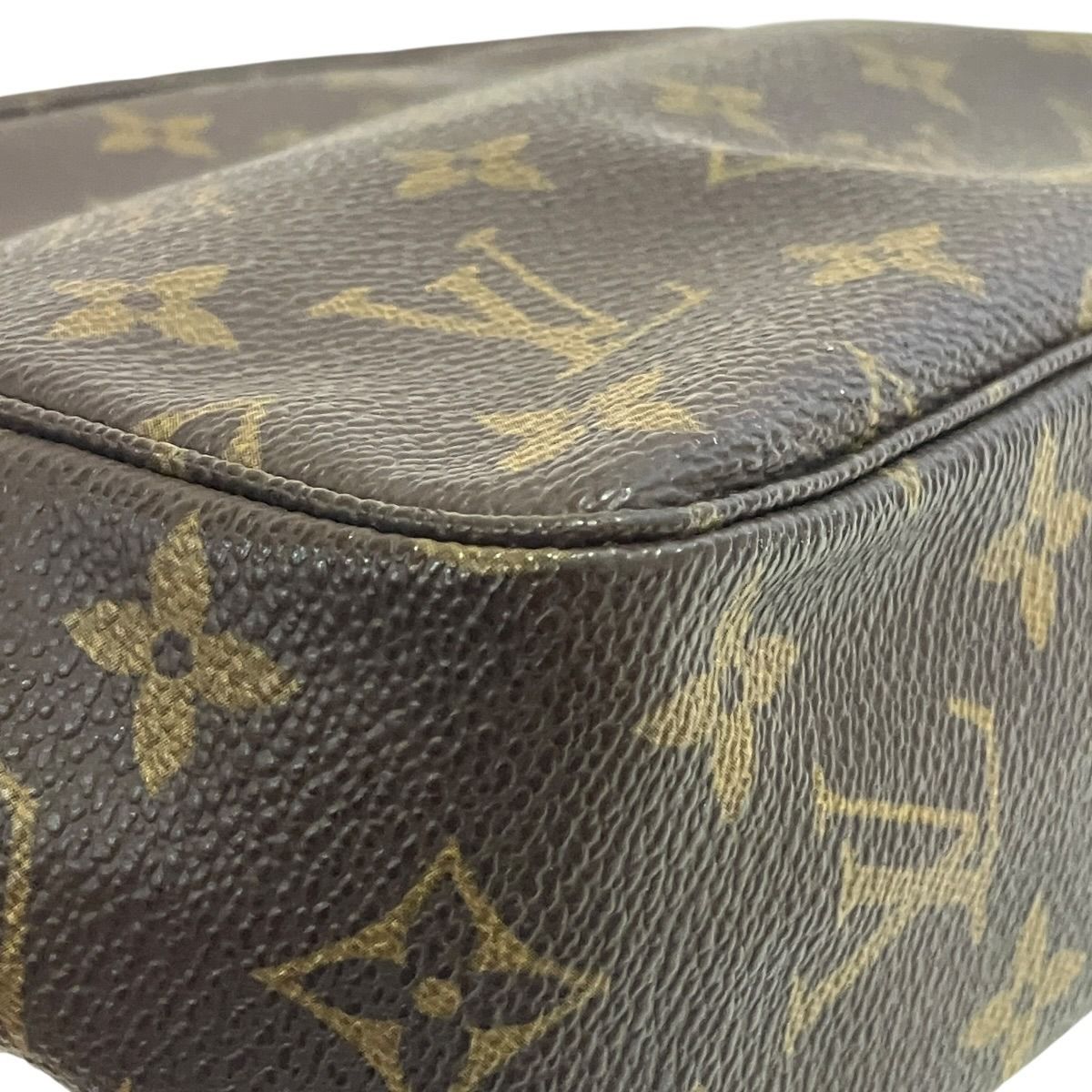 Louis Vuitton Trousse 23 Monogram Pouch Canvas — view 7