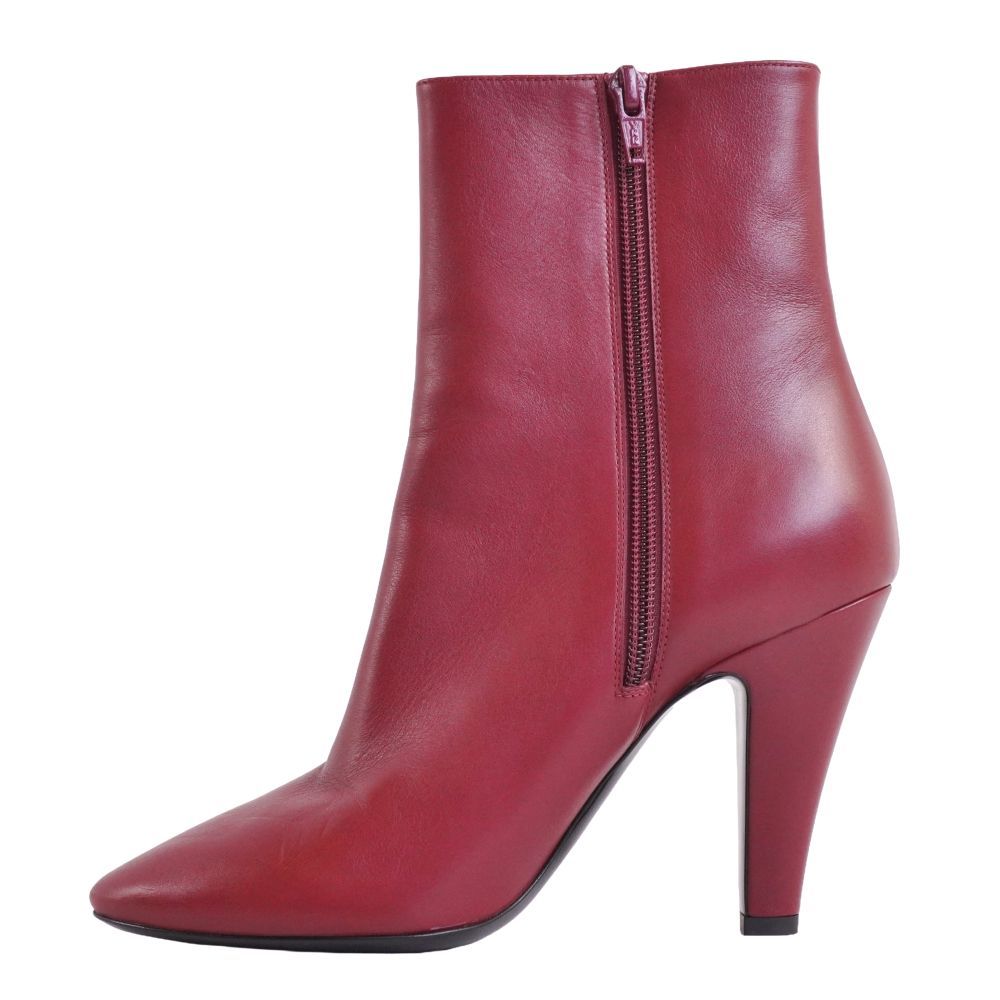 Saint Laurent Paris Boots Show — view 7