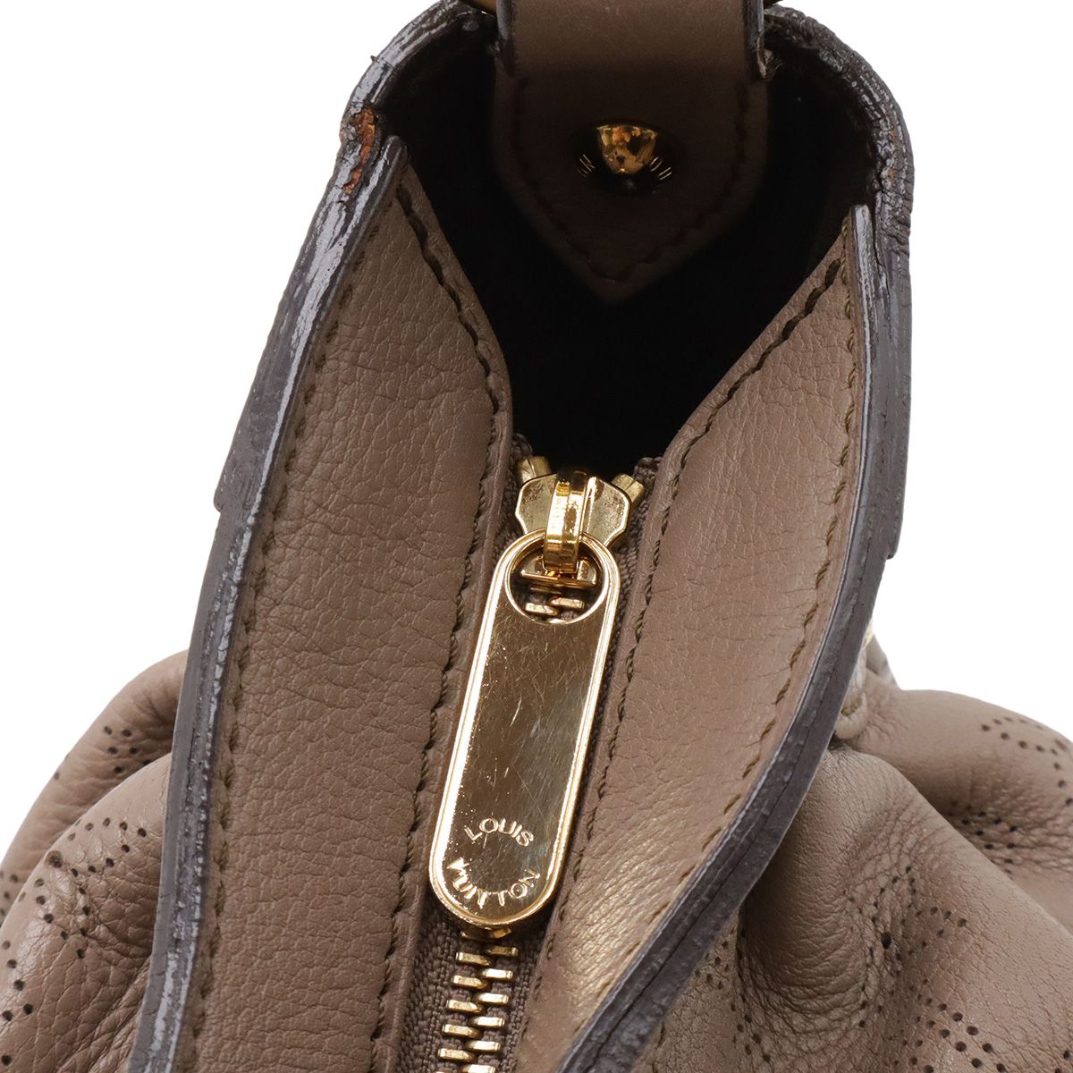 Louis Vuitton Monogram Mahina Sola PM Shoulder Bag Semi Poodle — view 5