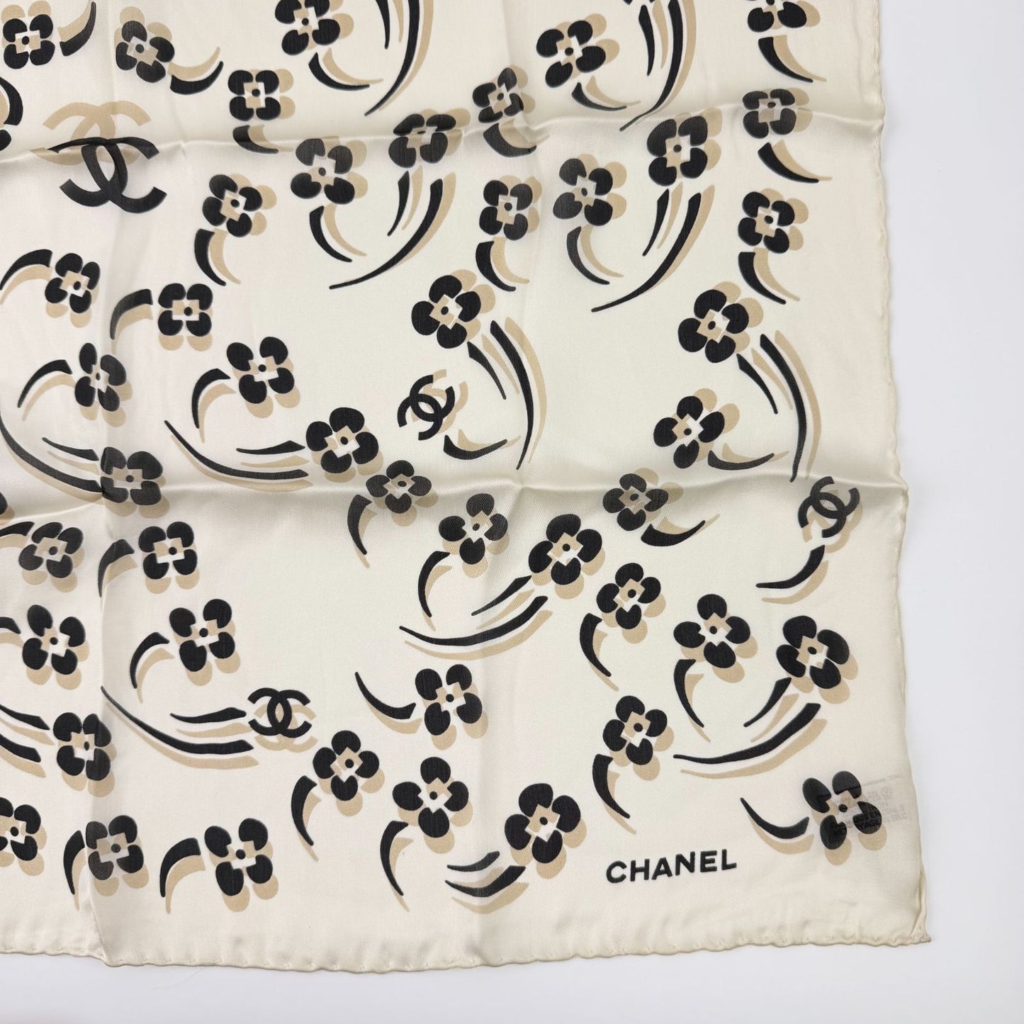 Chanel Camellia CC Logo Silk Scarf White Black Vintage — view 5