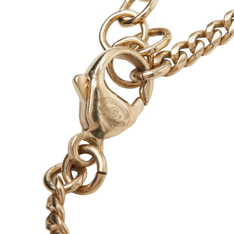 Chanel CC Logo Heart Motif Bracelet Gold And Black Plated Faux Pearls — view 6