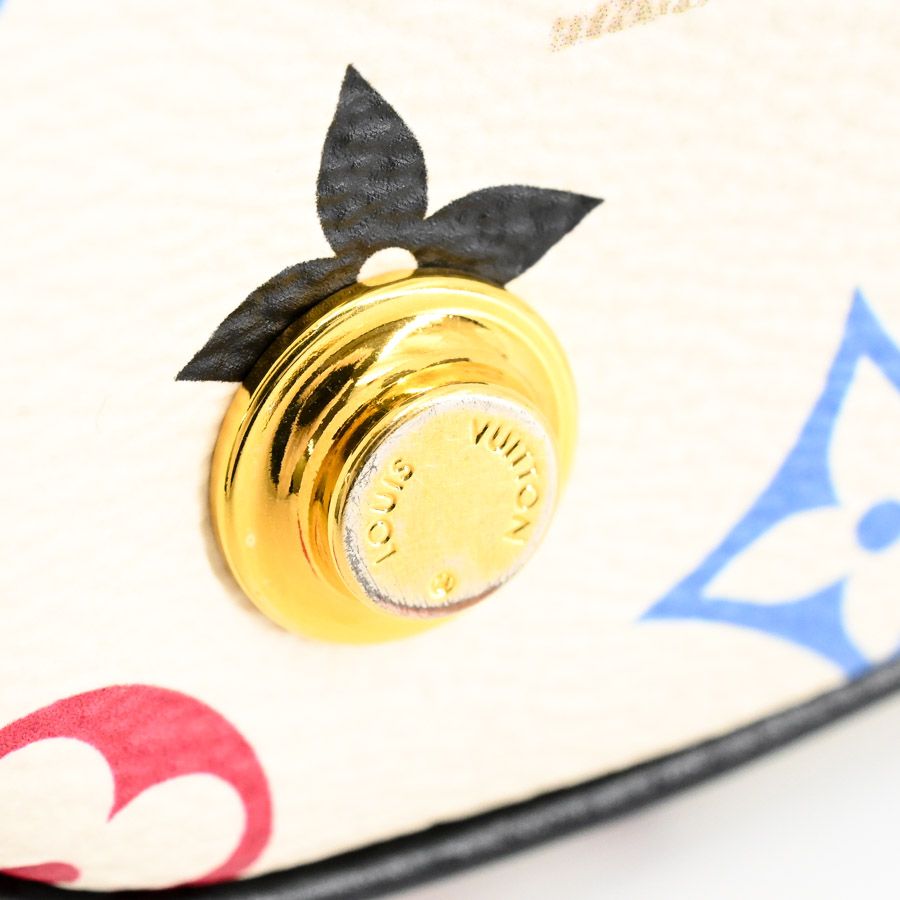 Louis Vuitton Shoulder Bag Vanity PM — view 7