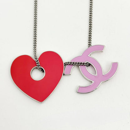 Chanel CC Logo Necklace Heart Silver Plated Pink — view 2