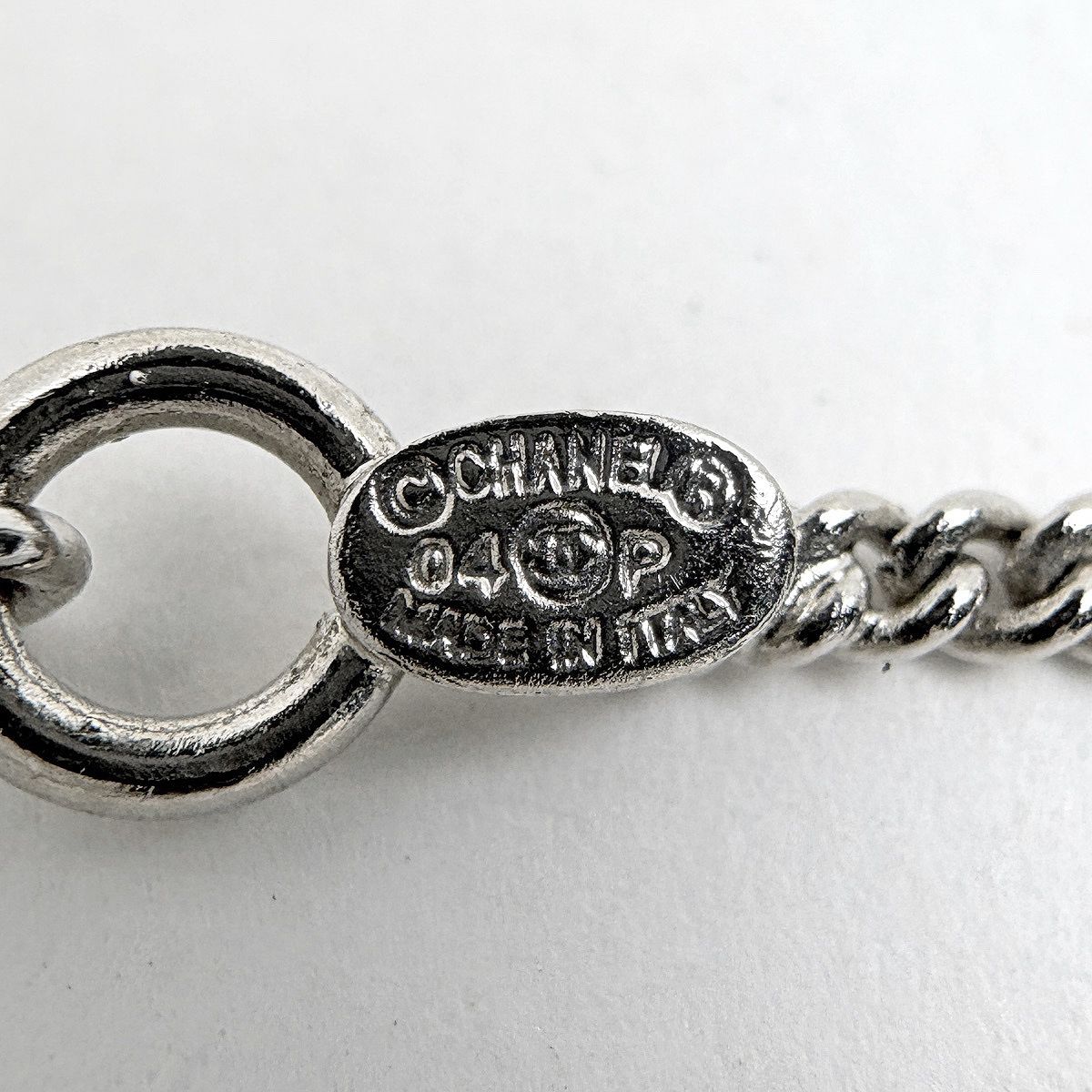 Chanel CC Logo Necklace Heart Silver Plated Pink — view 4