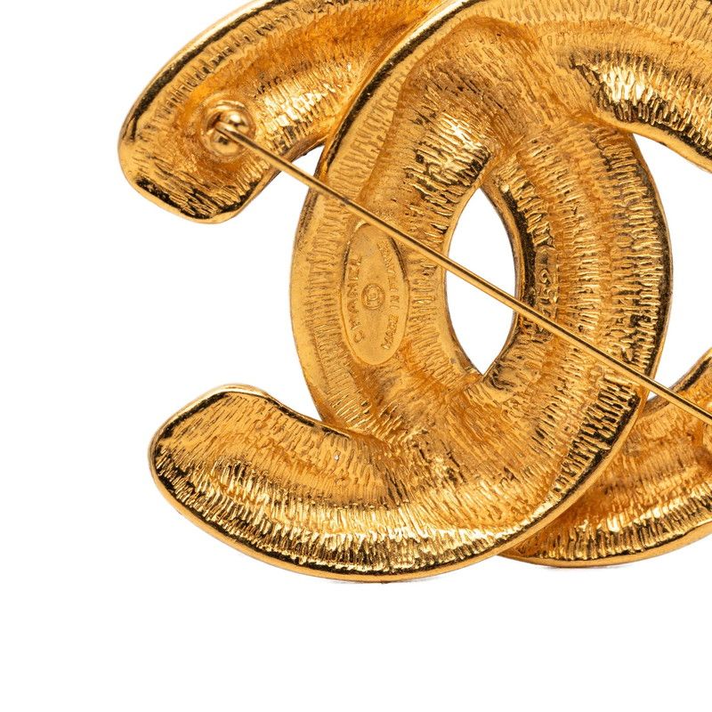 Chanel Quilted CC Logo Brooch Gold Plated — view 3