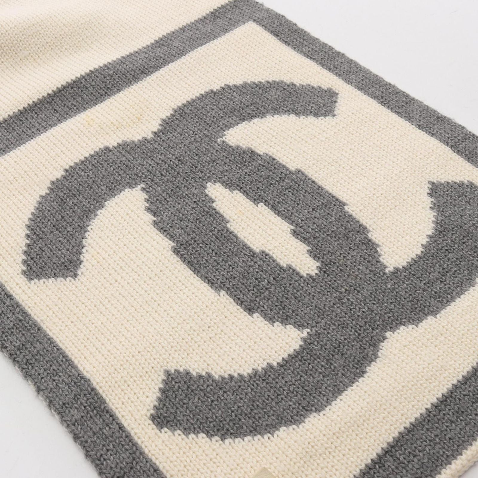 Chanel Scarf CC Logo Gray White Wool Silk — view 2