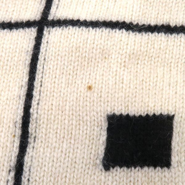 Chanel 06A Cardigan Ivory — view 4