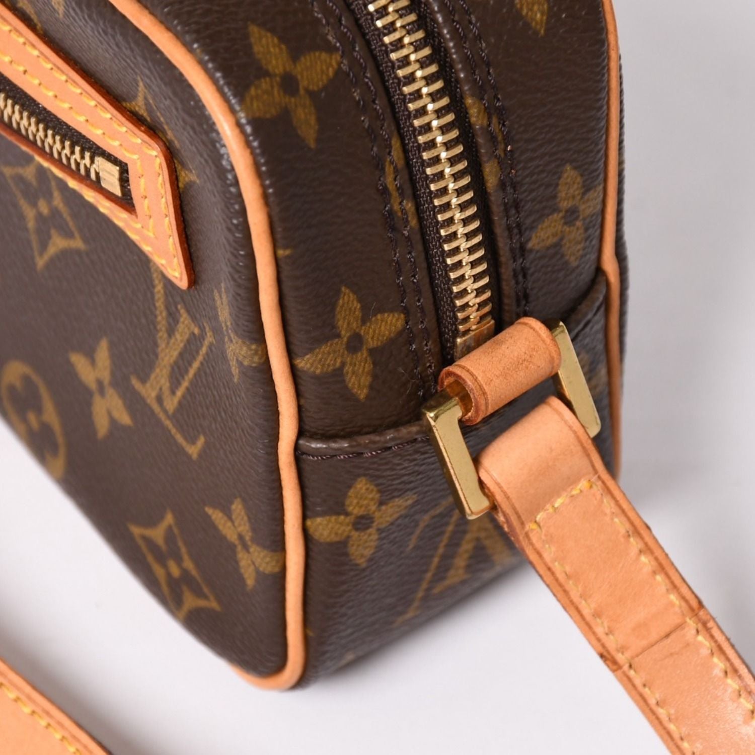 Louis Vuitton Pochette Cite Bag Monogram Canvas Leather Brown — view 7