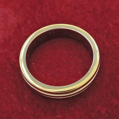Cartier Trinity Wedding Ring — view 4