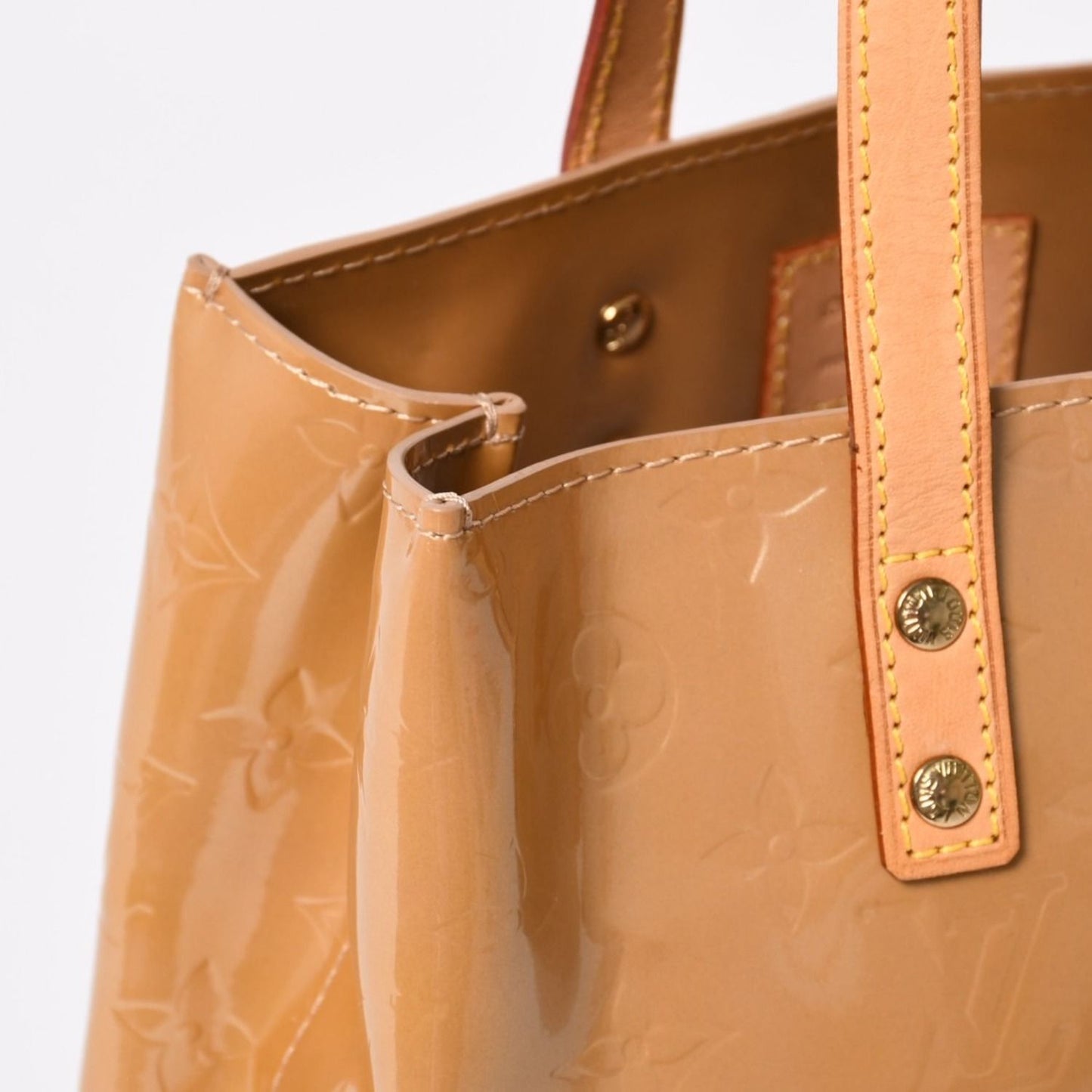Louis Vuitton Tote Bag Gold Vernis Beige — view 5