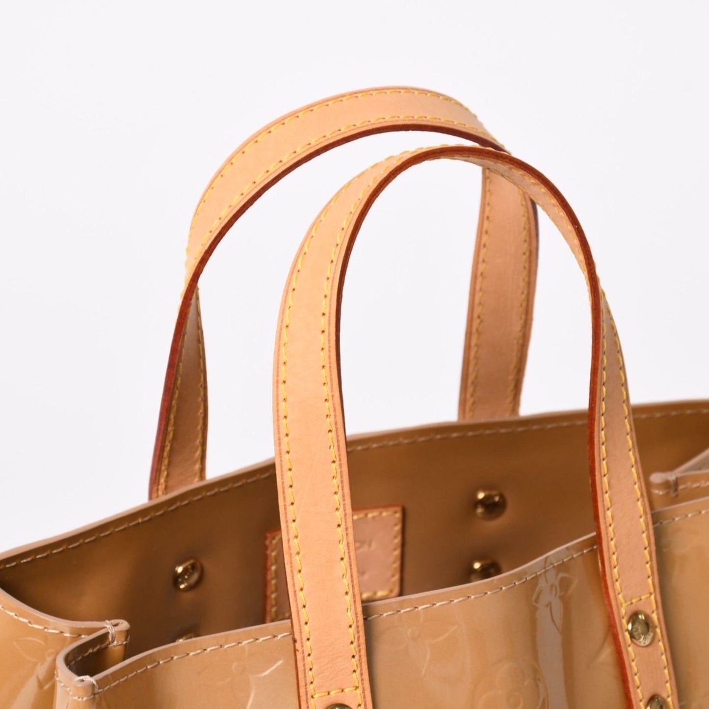 Louis Vuitton Tote Bag Gold Vernis Beige — view 6