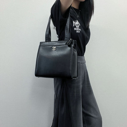 Chanel CC Logo Tote Shoulder Bag Caviar Leather Black Silver Vintage