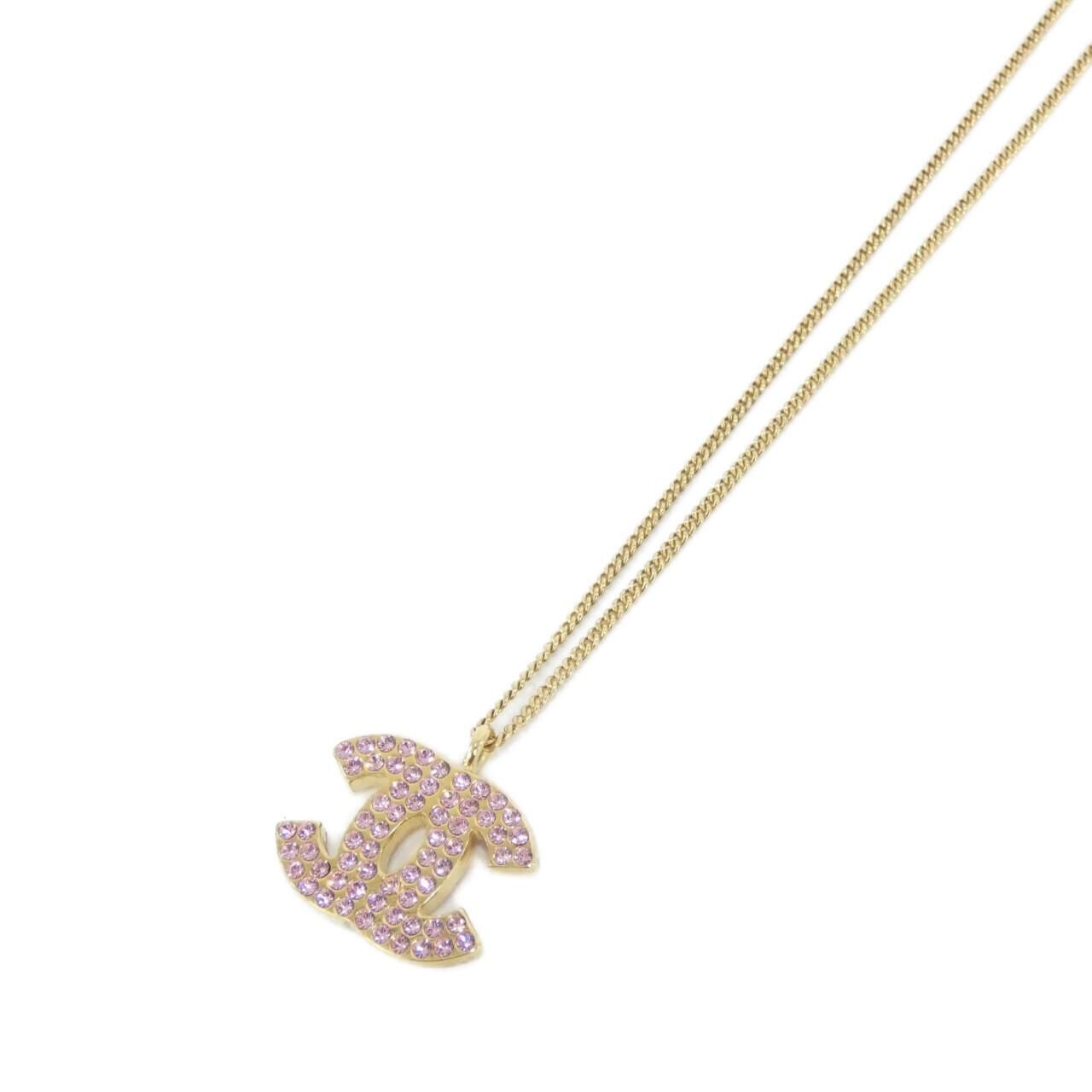 Chanel Vintage Necklace Gold
