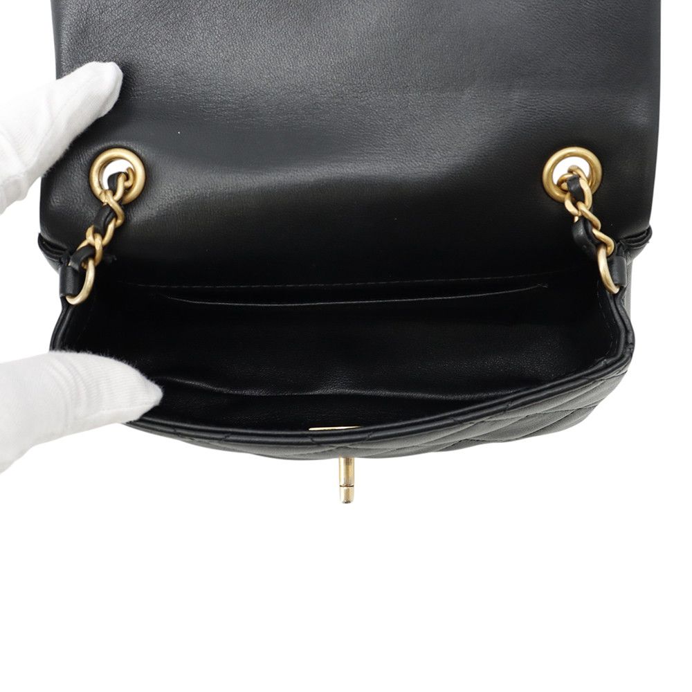 Chanel Chain Shoulder Bag Mini Quilted CC Logo Lambskin Black — view 5