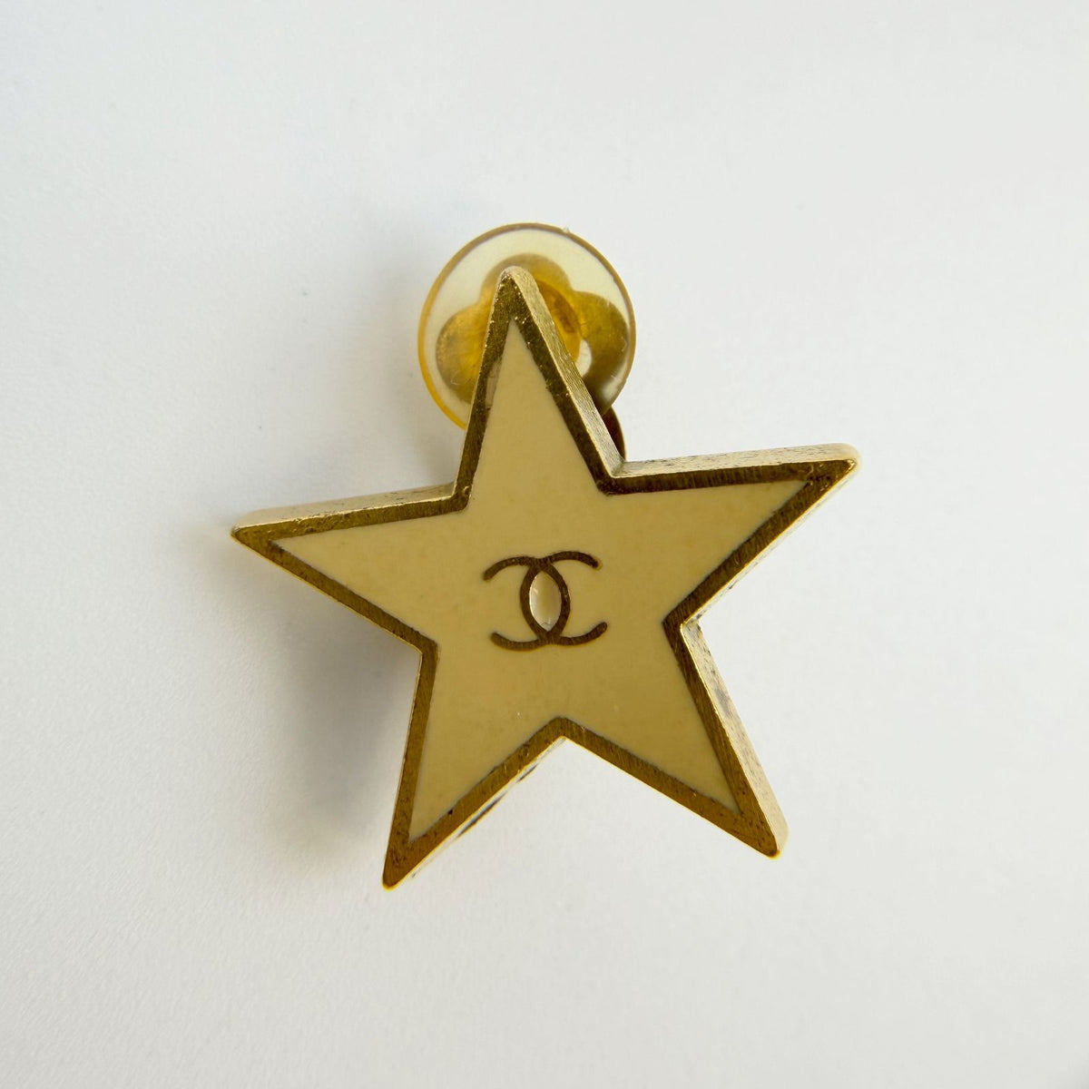 Chanel 01P CC Logo Star Motif Single Earring Plated Gold Vintage