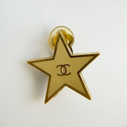 Chanel 01P CC Logo Star Motif Single Earring Plated Gold Vintage