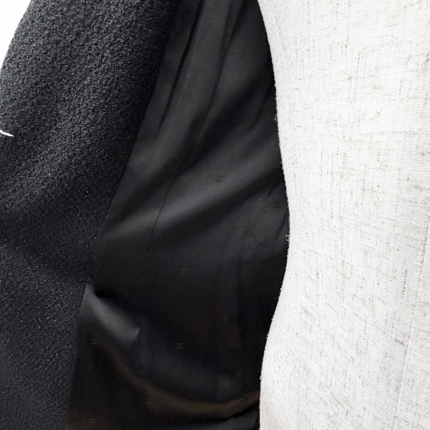 Chanel Vintage Wool CC Logo Button Lame Tweed Jacket Black 40 — view 5