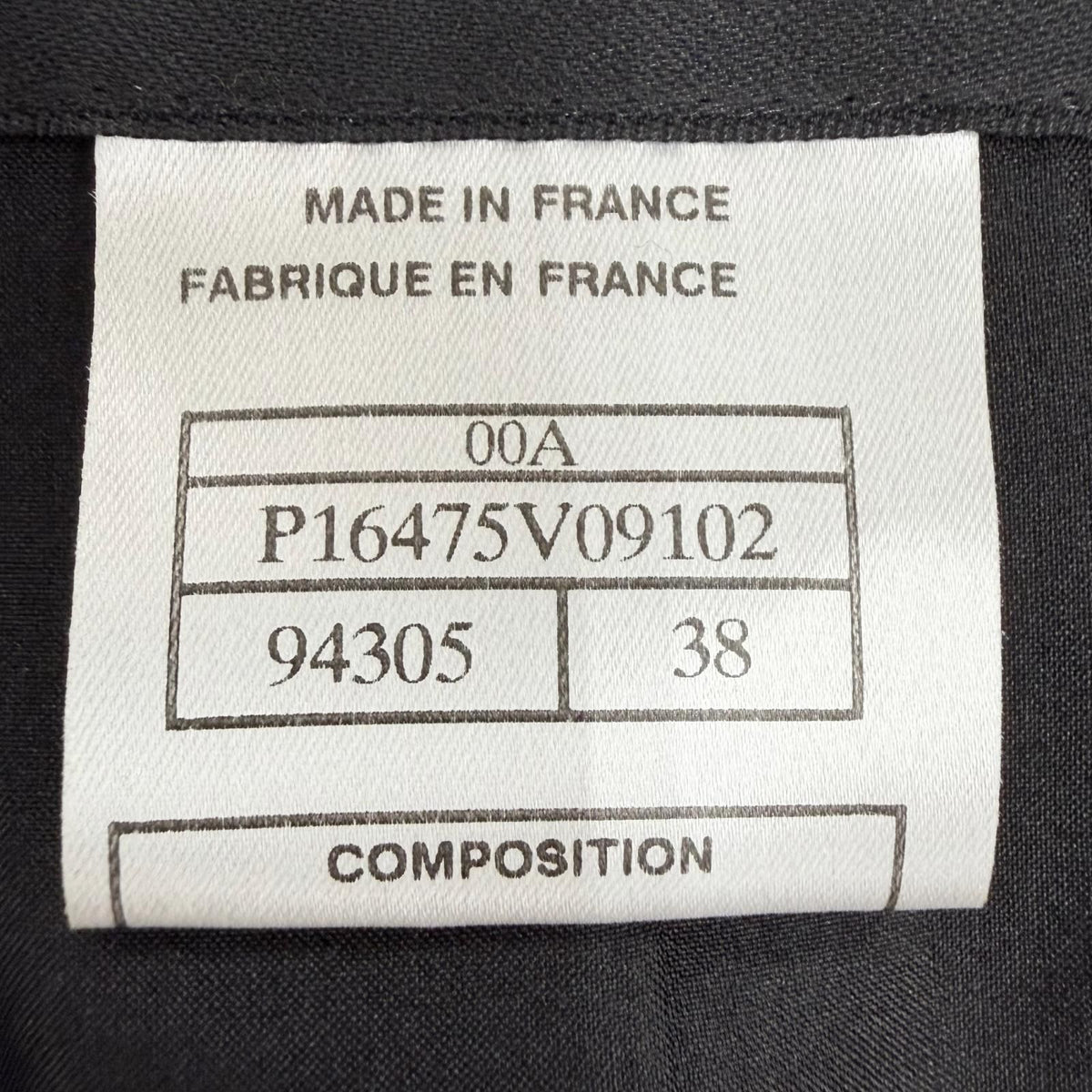 Chanel 00A Vintage Lining 100% Silk Sleeves with CC Logo Stand Collar Long Coat — view 8