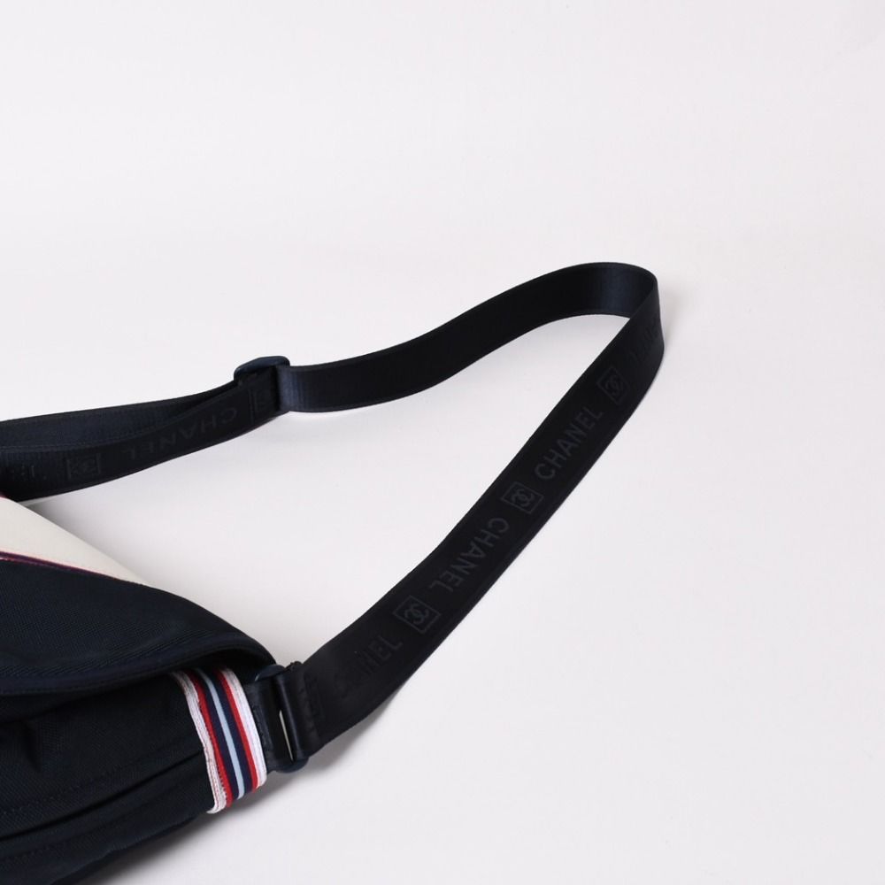 Chanel Sports Line Shoulder Bag CC Logo Navy Ivory Silver — view 6