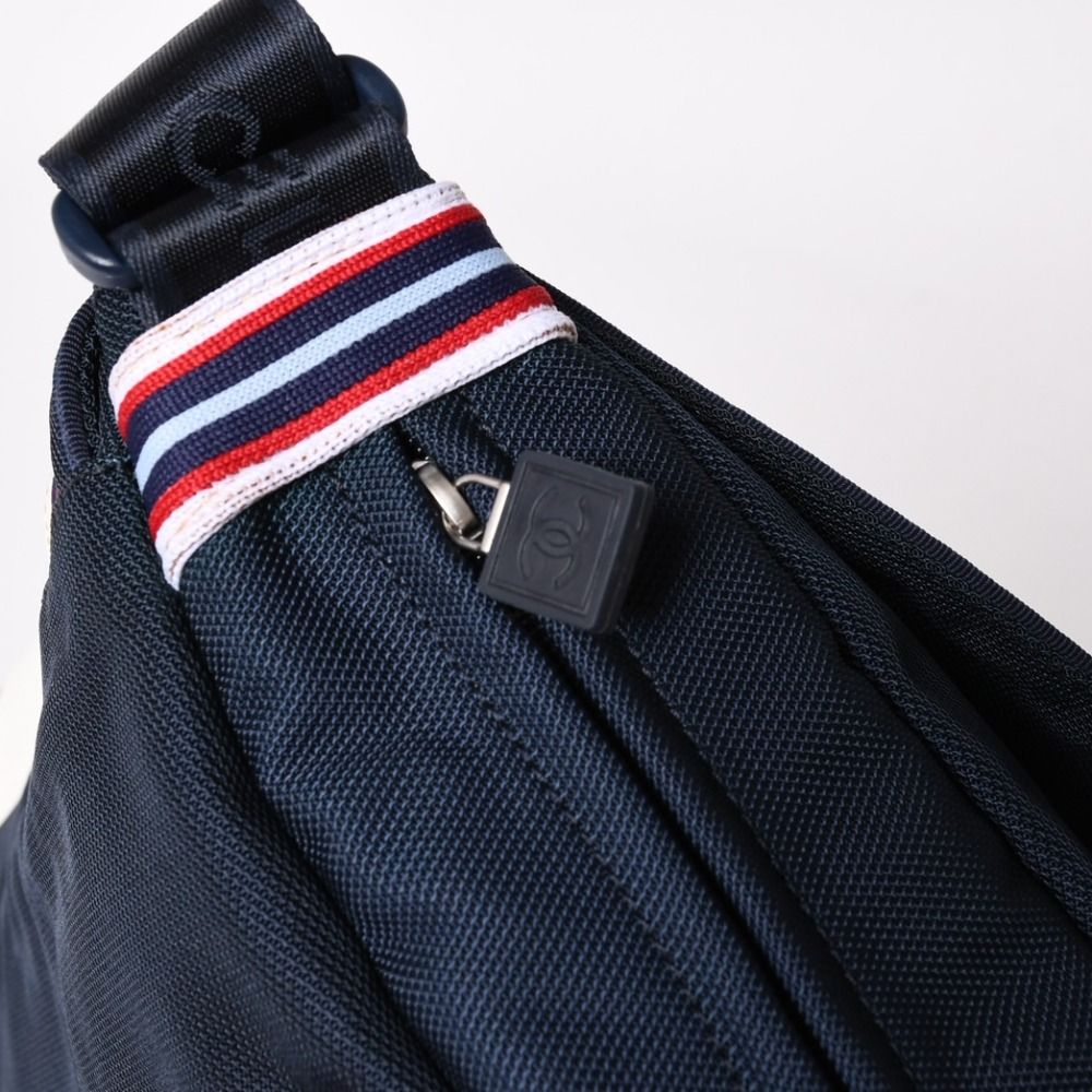 Chanel Sports Line Shoulder Bag CC Logo Navy Ivory Silver — view 4