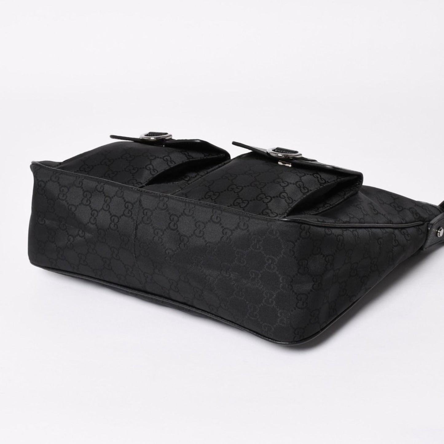 Gucci Hobo Handbag GG Canvas Leather Black Silver — view 8