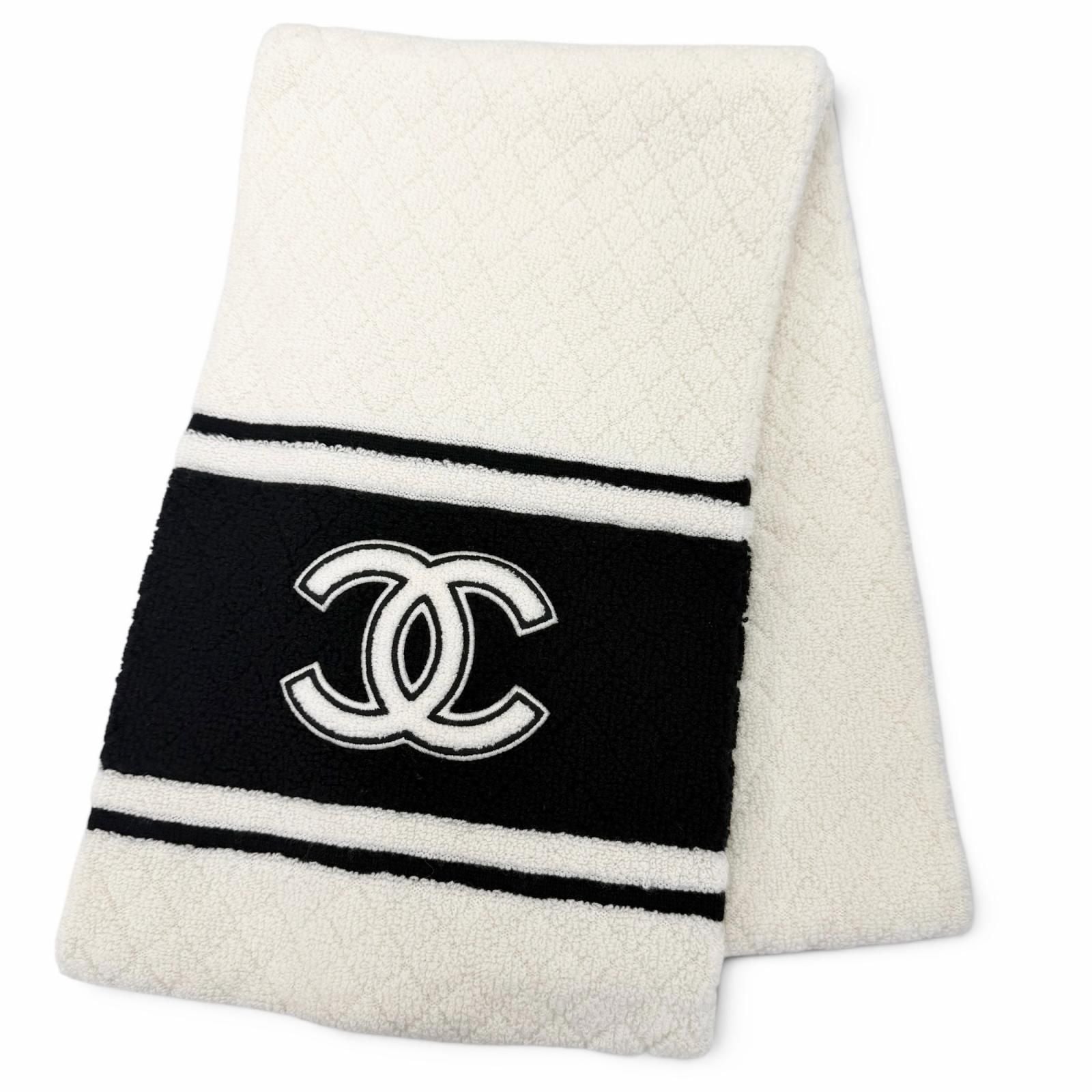 Chanel Cashmere Quilted CC Logo Large Shawl Scarf Black White