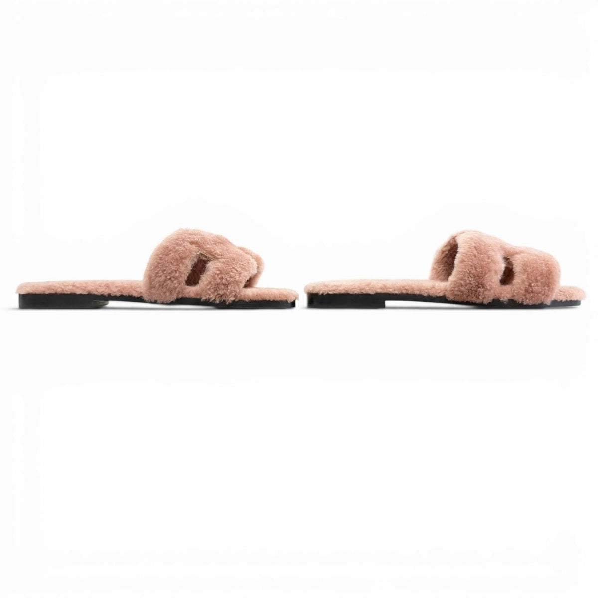 Hermes Oran Motif Shearling Flat Sandals Pink Beige — view 5