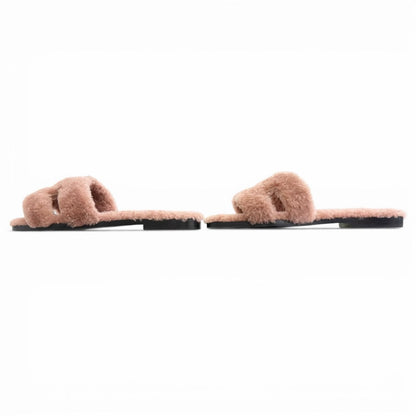 Hermes Oran Motif Shearling Flat Sandals Pink Beige — view 4