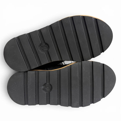 Louis Vuitton Pillow Line Monogram Snow Boots Short Black — view 7