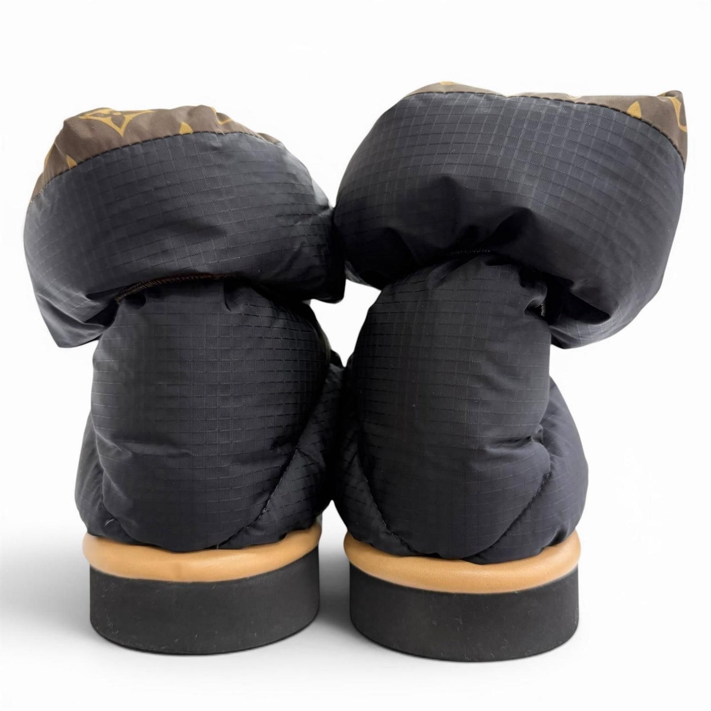 Louis Vuitton Pillow Line Monogram Snow Boots Short Black — view 4