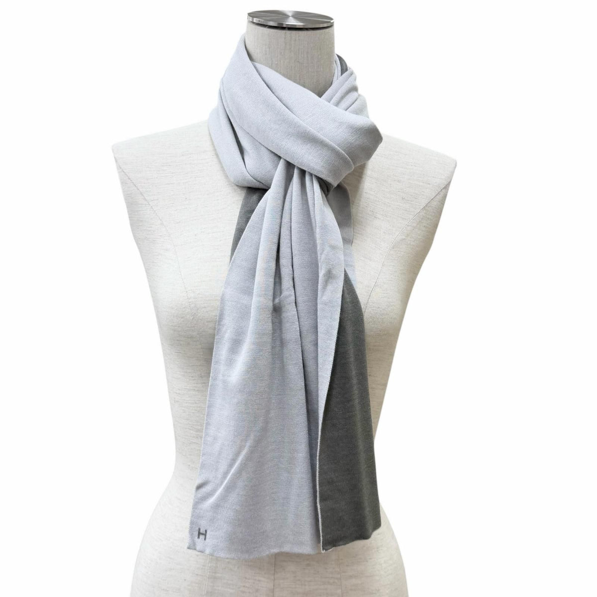 Hermes Cashmere Silk Blend Logo Scarf Shawl Gray — view 4