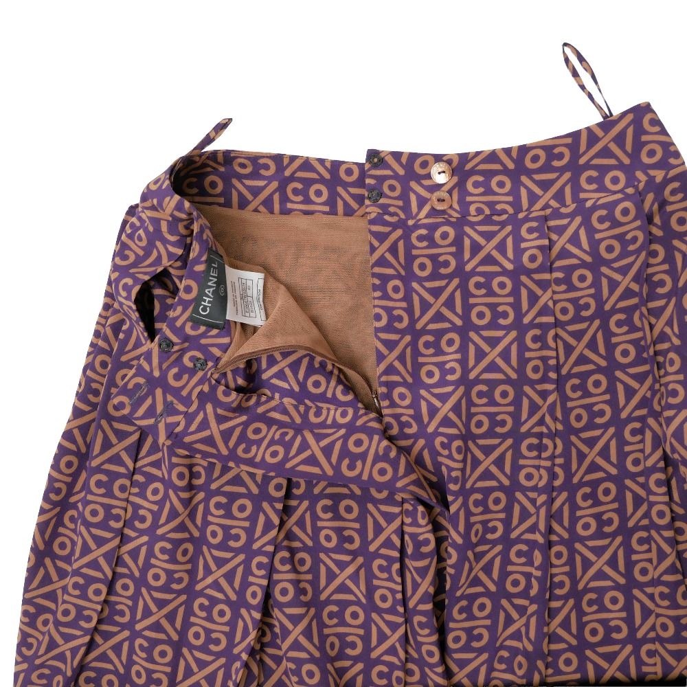 Chanel 00A Vintage Skirt 40 Coco Pattern Pleated — view 3