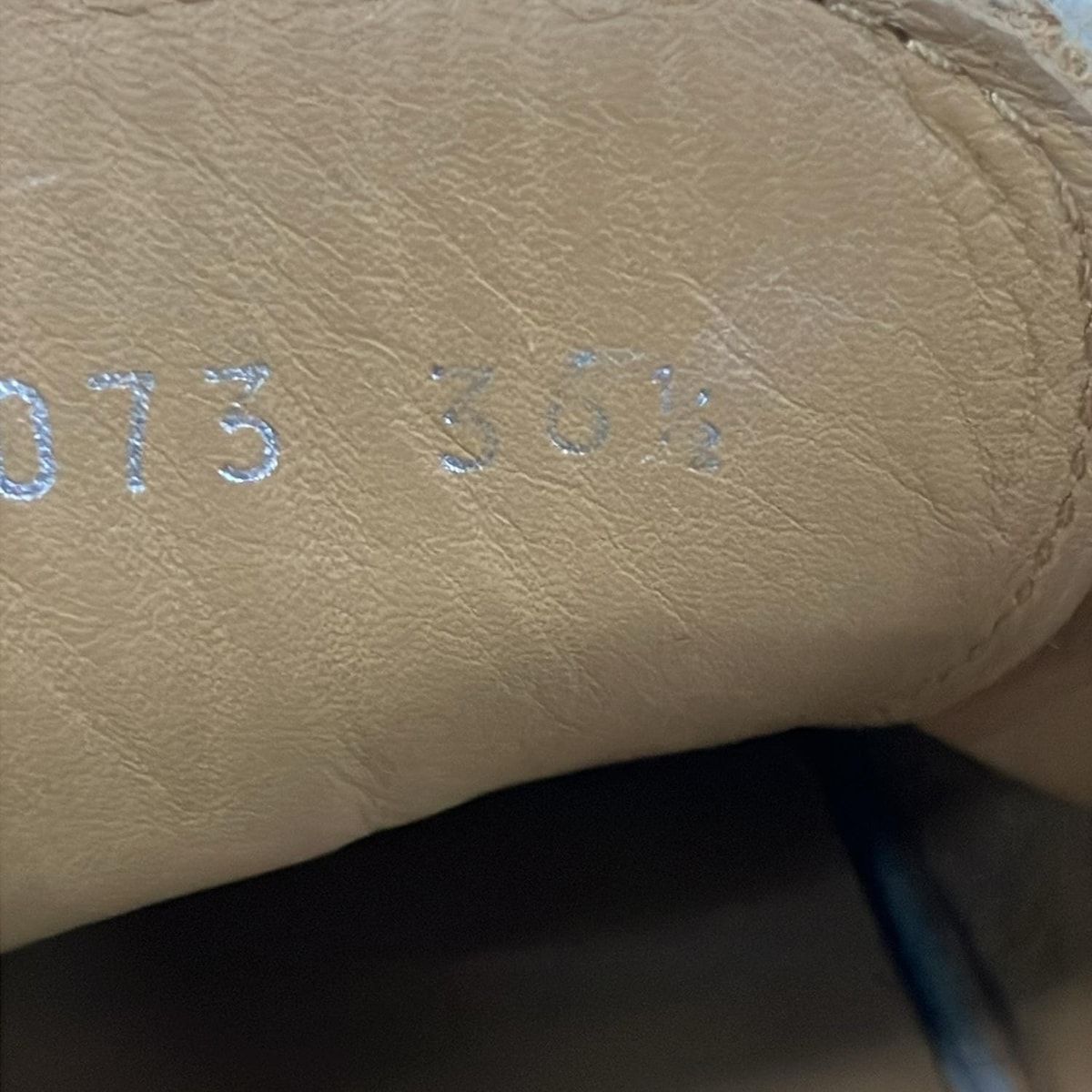 Prada Sneakers Beige White Leather 36.5 — view 6