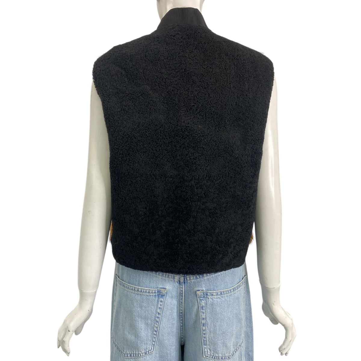 Fendi Vest Mink Leather Fur Ribbon Pearl — view 3
