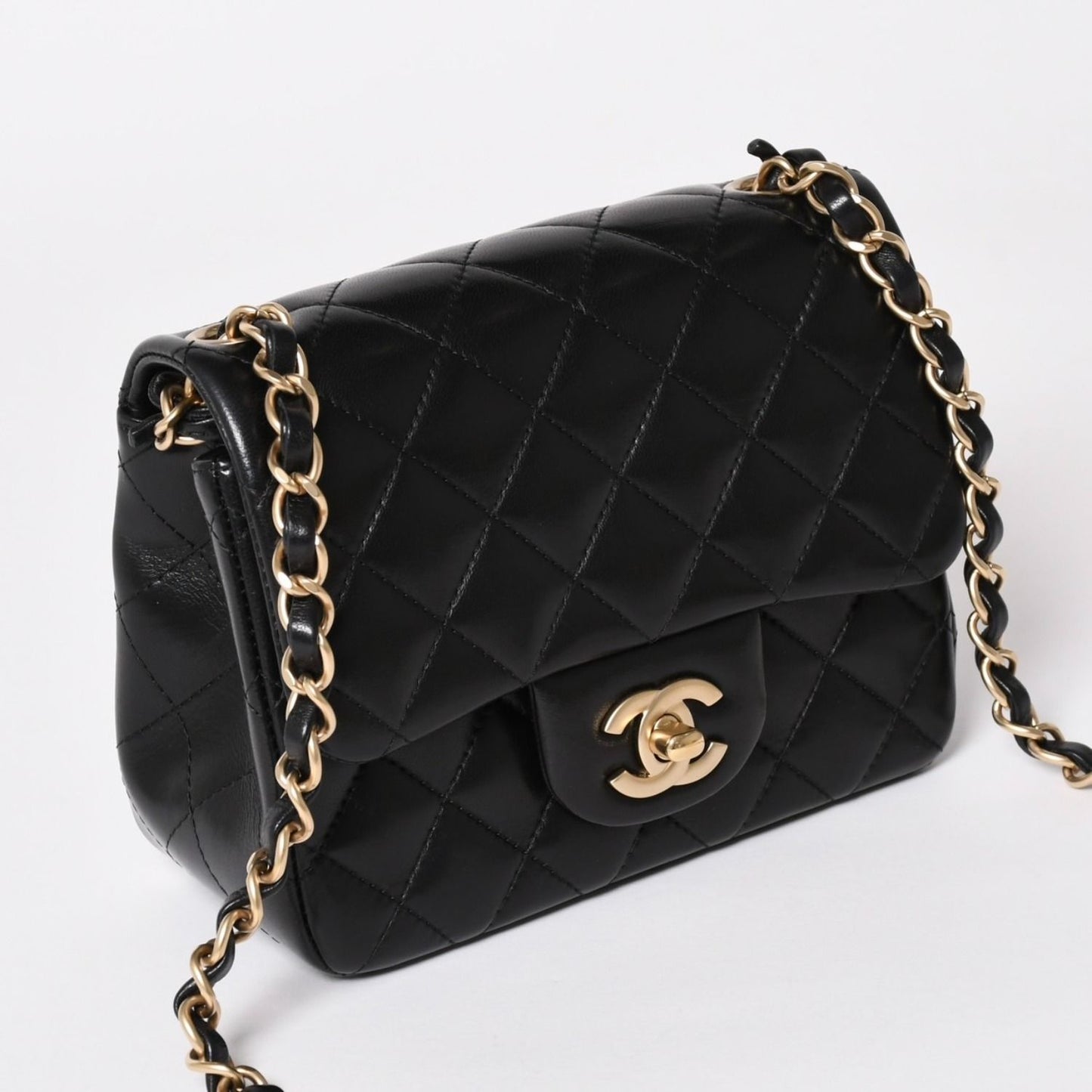 Chanel Mini Quilted 17 S Flap S Chain Shoulder Bag CC Logo Lambskin Black — view 3