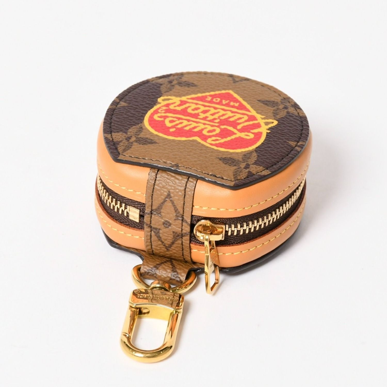 Louis Vuitton NIGO Earphones Pouch Monogram Stripe Brown — view 3