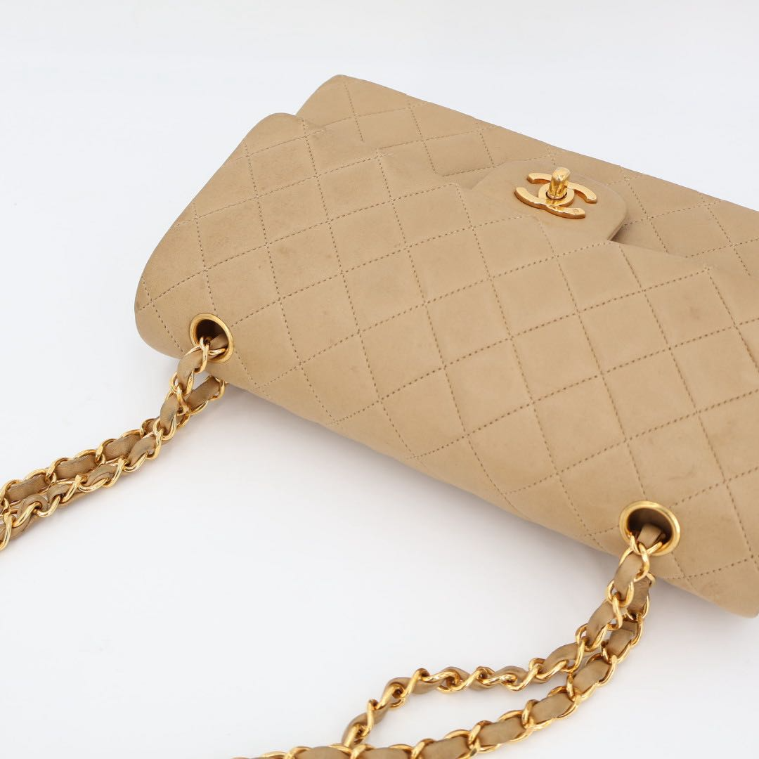 Chanel Quilted 25 Lambskin Double Flap Bag Chain — view 8