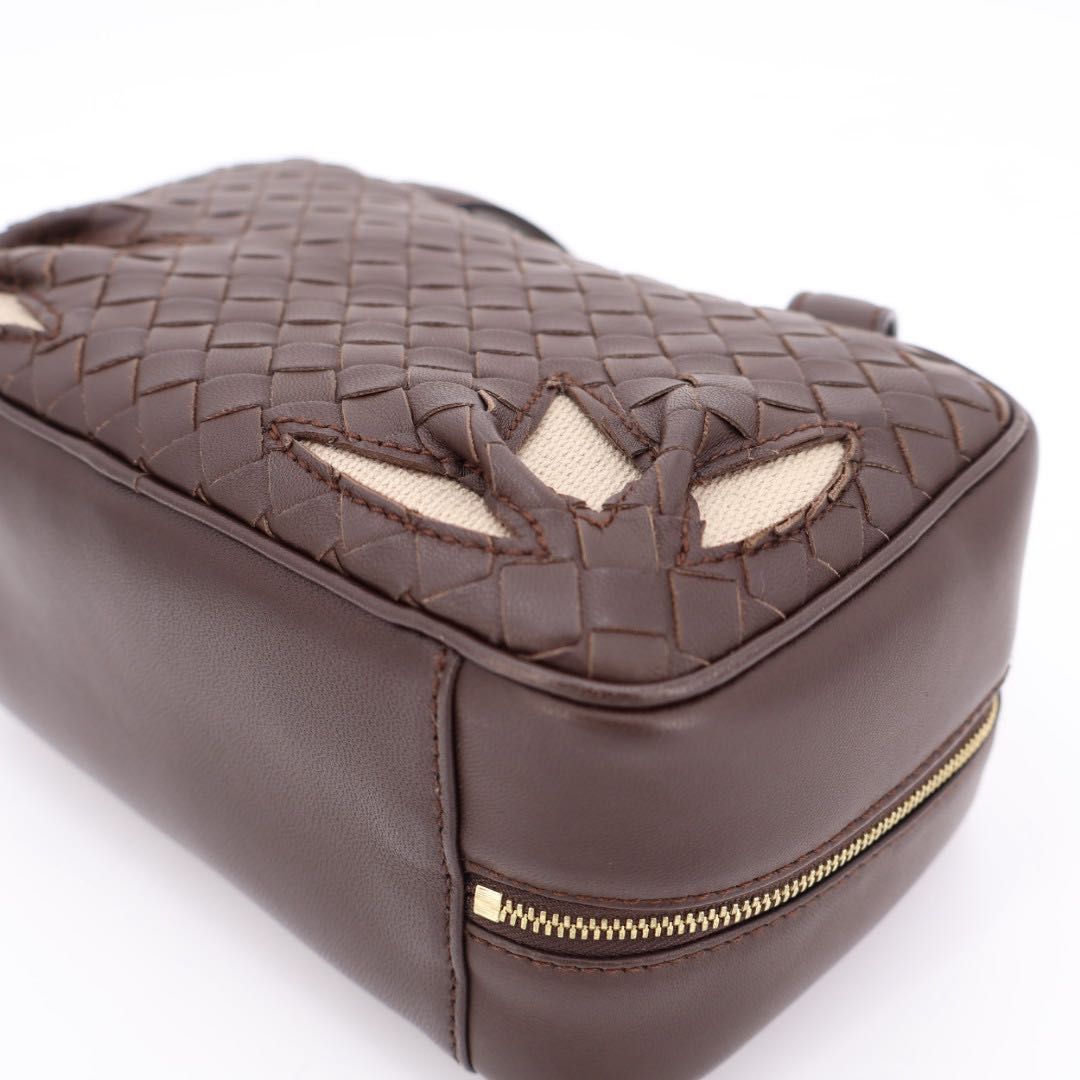 Bottega Veneta Mini Hand Bag Intrecciato — view 4