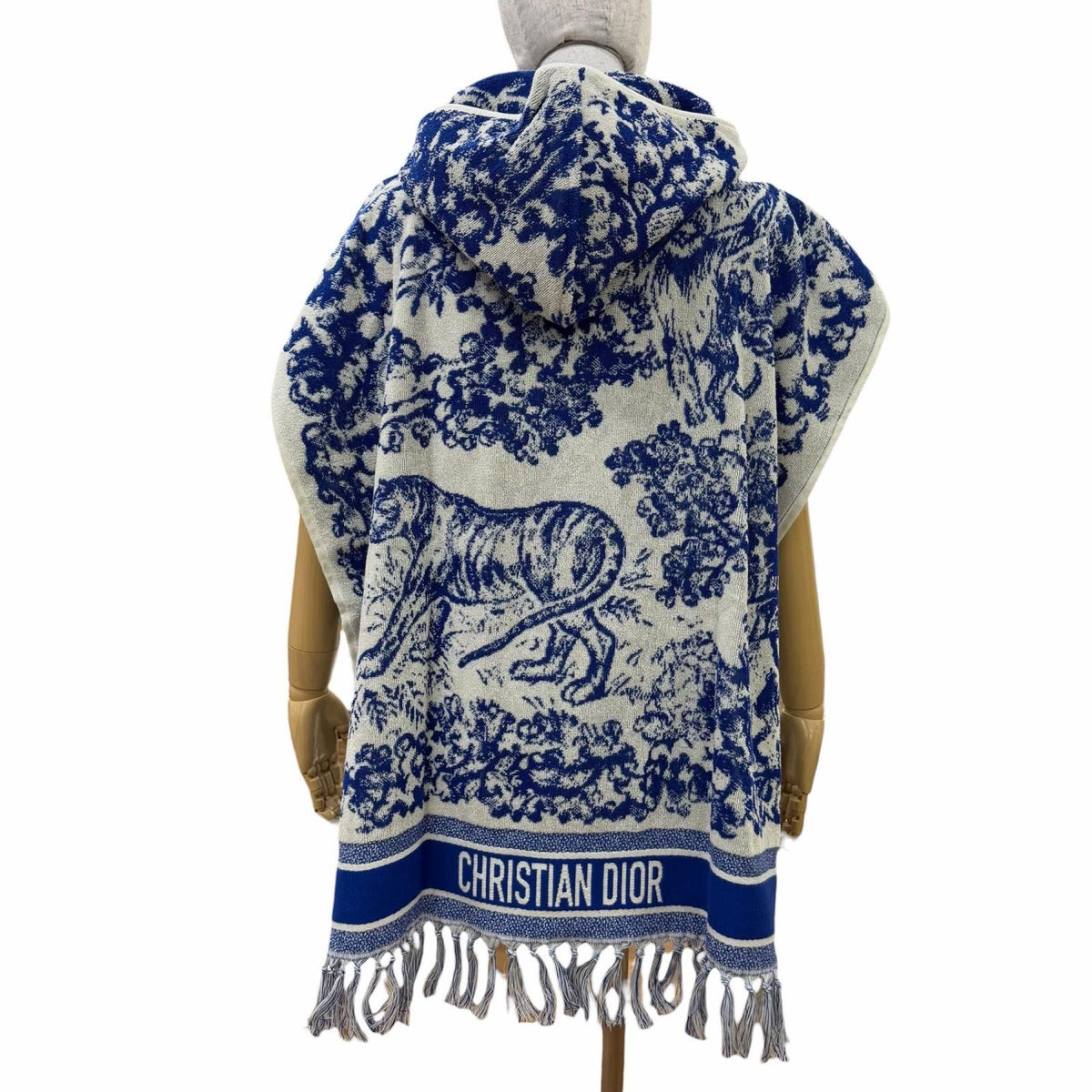 Dior Toile de Jouy 100% Cotton Hooded Bathrobe Poncho Blue — view 3