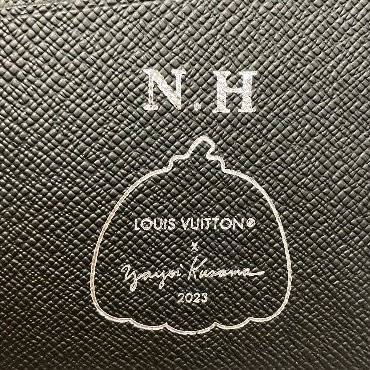 Louis Vuitton Portefeuille Brazza Yayoi Kusama Collaboration Monogram Eclipse — view 4