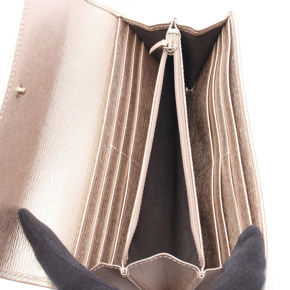 Gucci Bifold Wallet Brea Rose Gold Leather — view 3