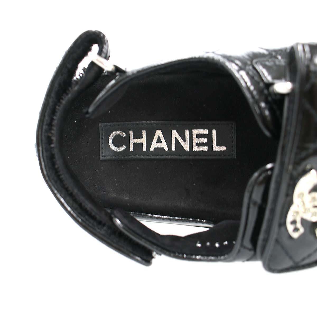Chanel CC Logo Rhinestone Footbed Sandals Black — view 5